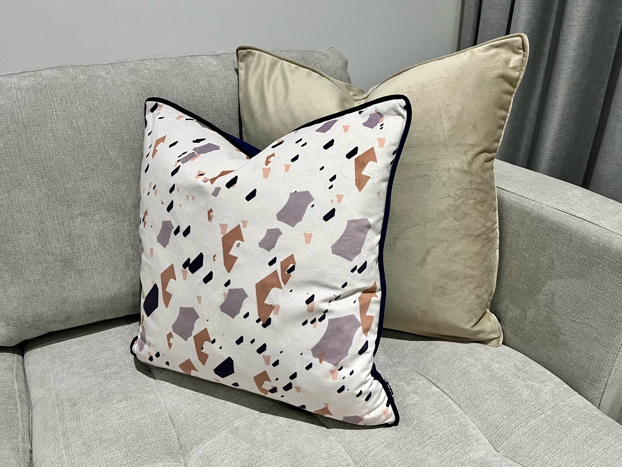 Cream & Blue Cushion Set